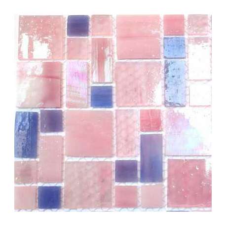 Rectangles et carrés de verre rose
